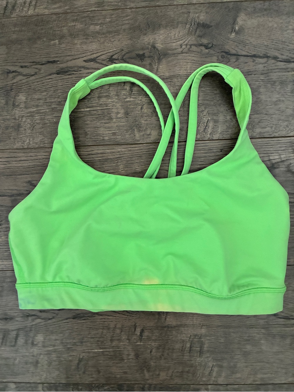 Lululemon  Energy Bra *Medium Support B-D - Color: Scream Green Light - Size: 8